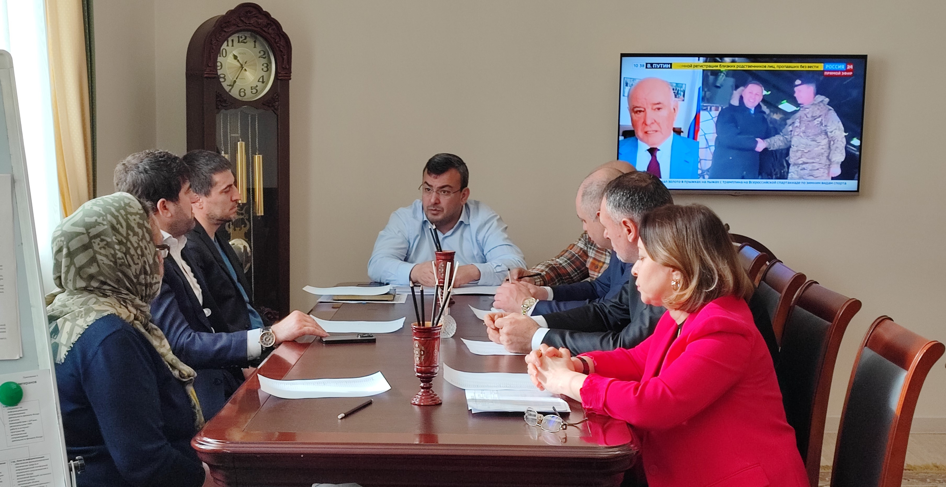 В Минтруде РД под председательством Магомедзагида Кихасурова обсудили тему проведения в республике Всероссийской ярмарки трудоустройства